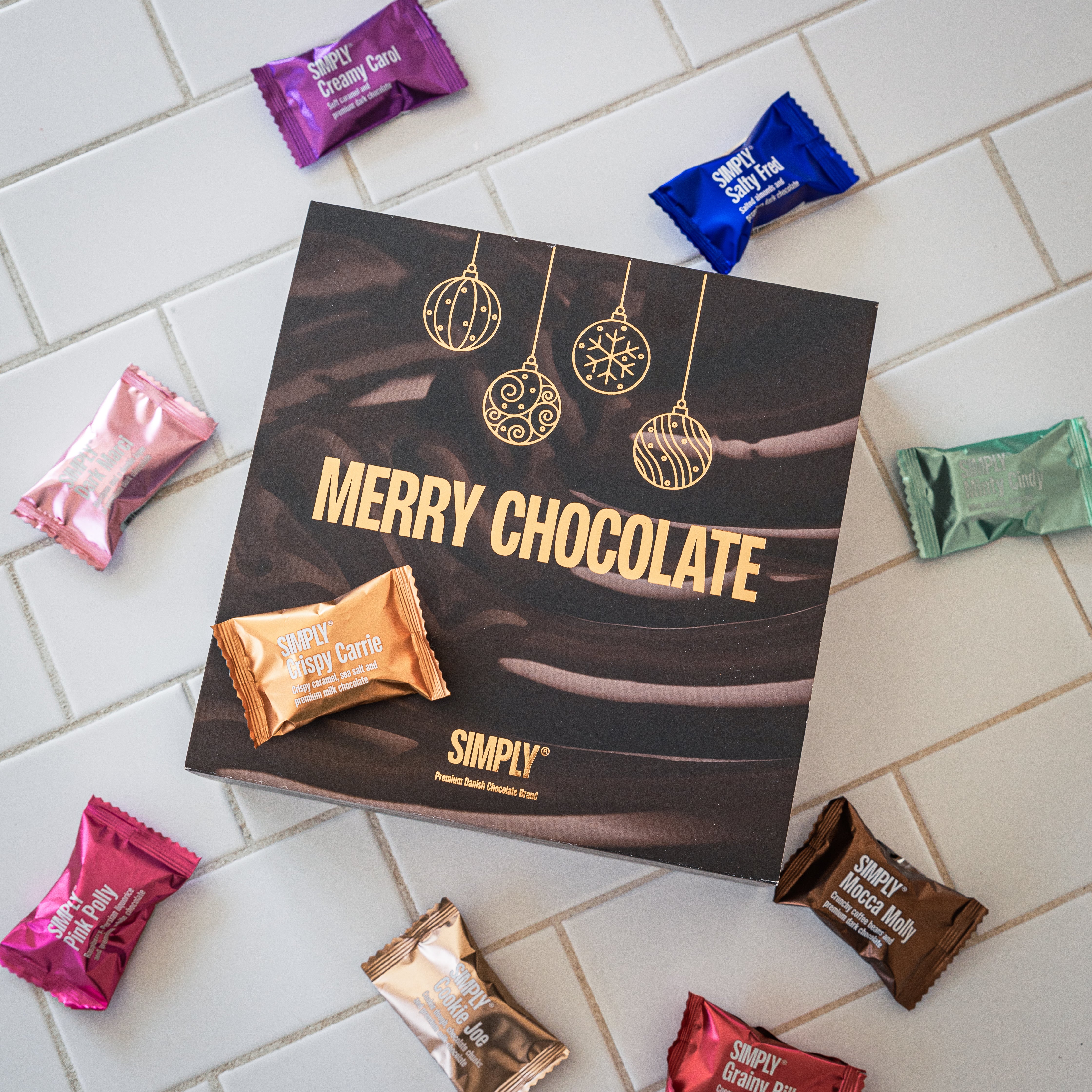 The Christmas Premium Box | Exclusive Christmas gift box with 50 pcs. mix chocolate bites