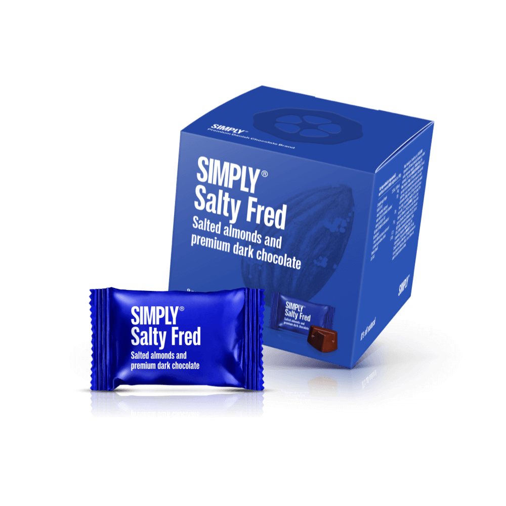 Simply® Salty Fred - Cube with bites | Salted, roasted almonds with dark chocolate