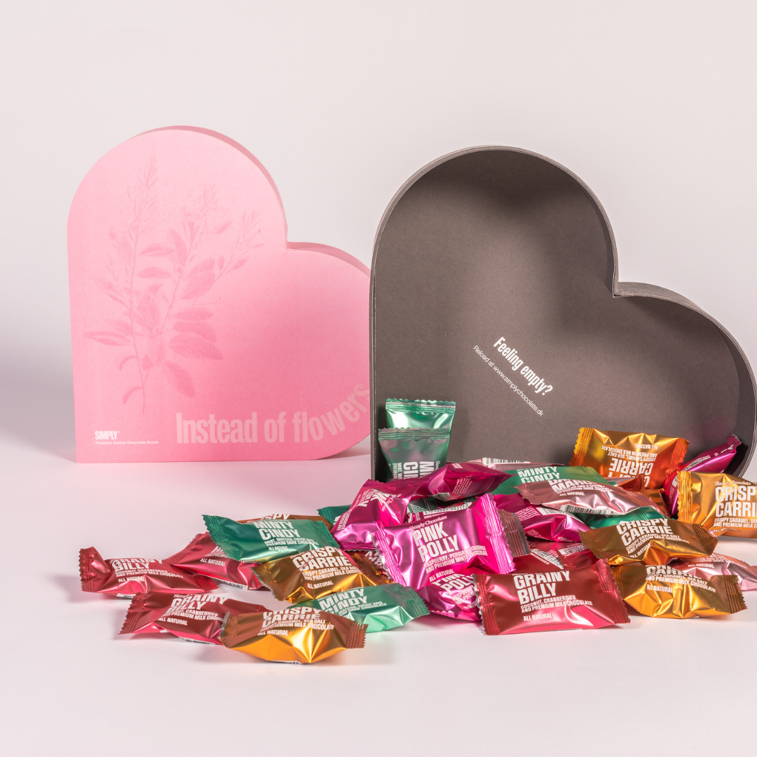 Premium Heartbox | Exclusive gift box with 40 pcs. mix chocolate bites